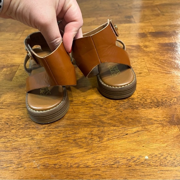 FRANCO SARTO Womens Brown Genevia Open Toe Wedge Gladiator Sandals Shoes 8.5 - Picture 7 of 9